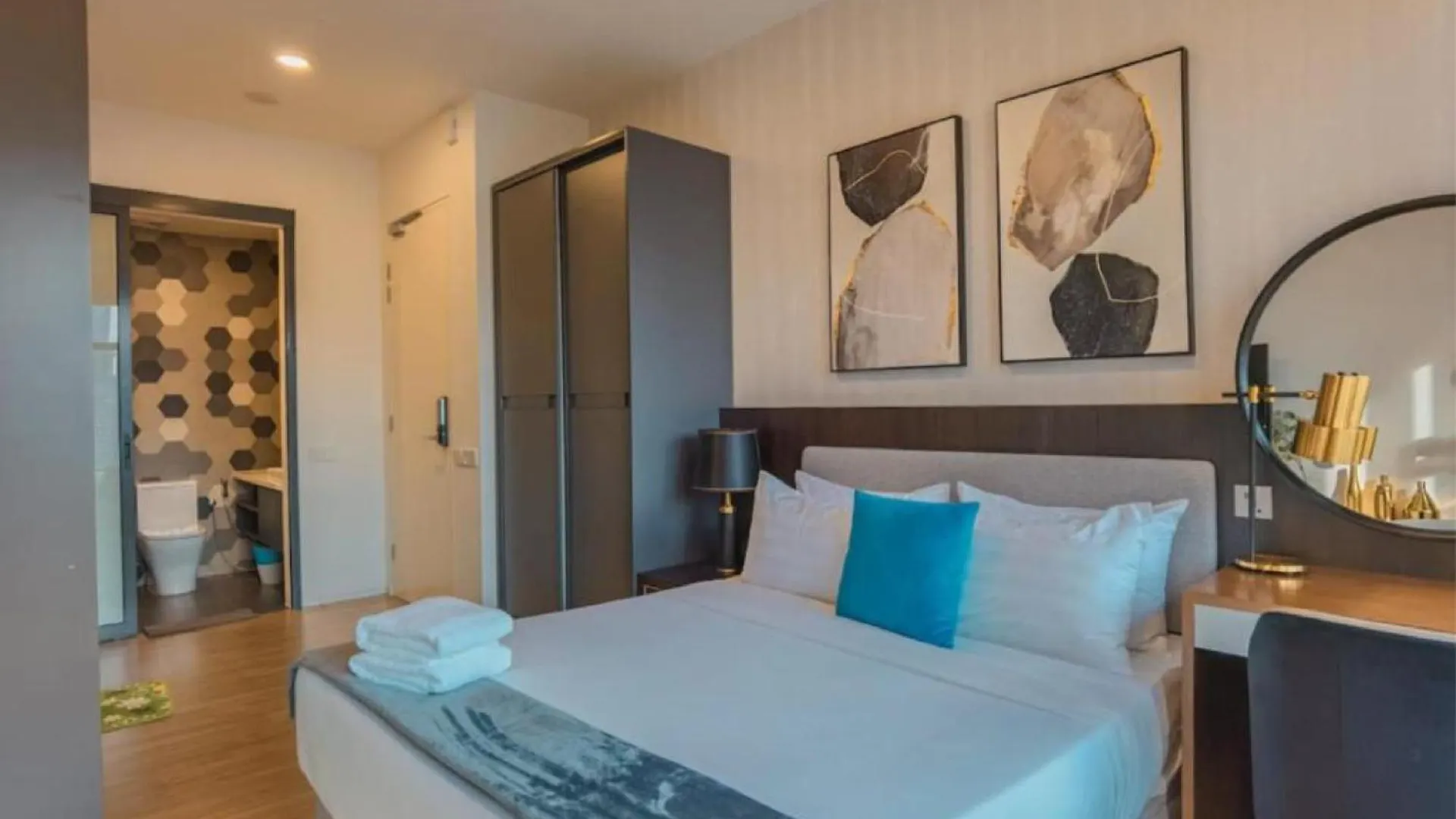 Ceylonz Suites Kl Tower View Bukit Bintang Kuala Lumpur