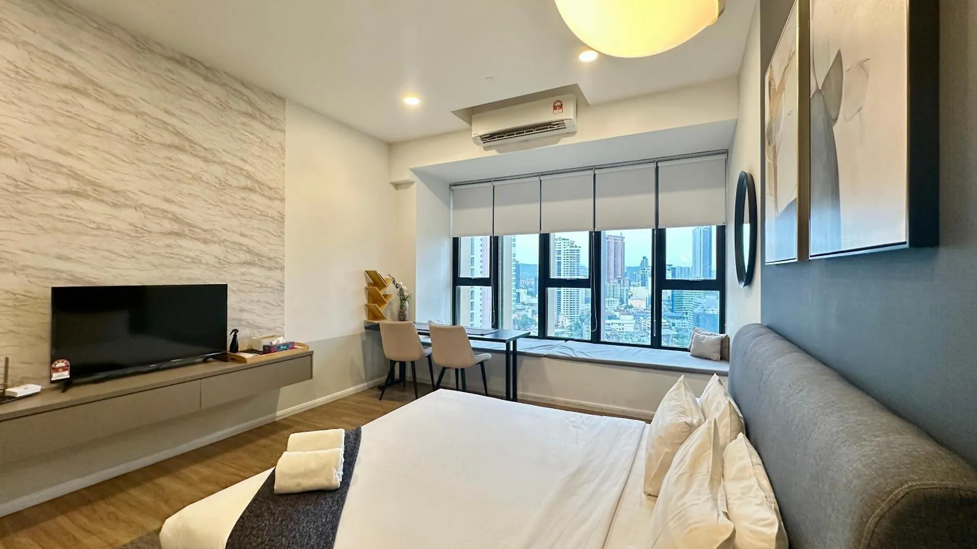 Apartment Ceylonz Suites Kl Tower View Bukit Bintang Kuala Lumpur