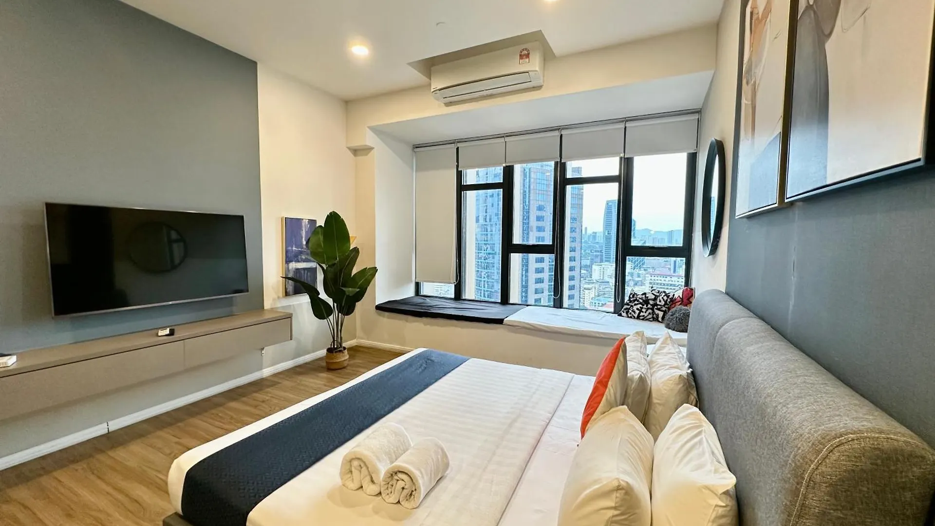 Ceylonz Suites Kl Tower View Bukit Bintang Kuala Lumpur